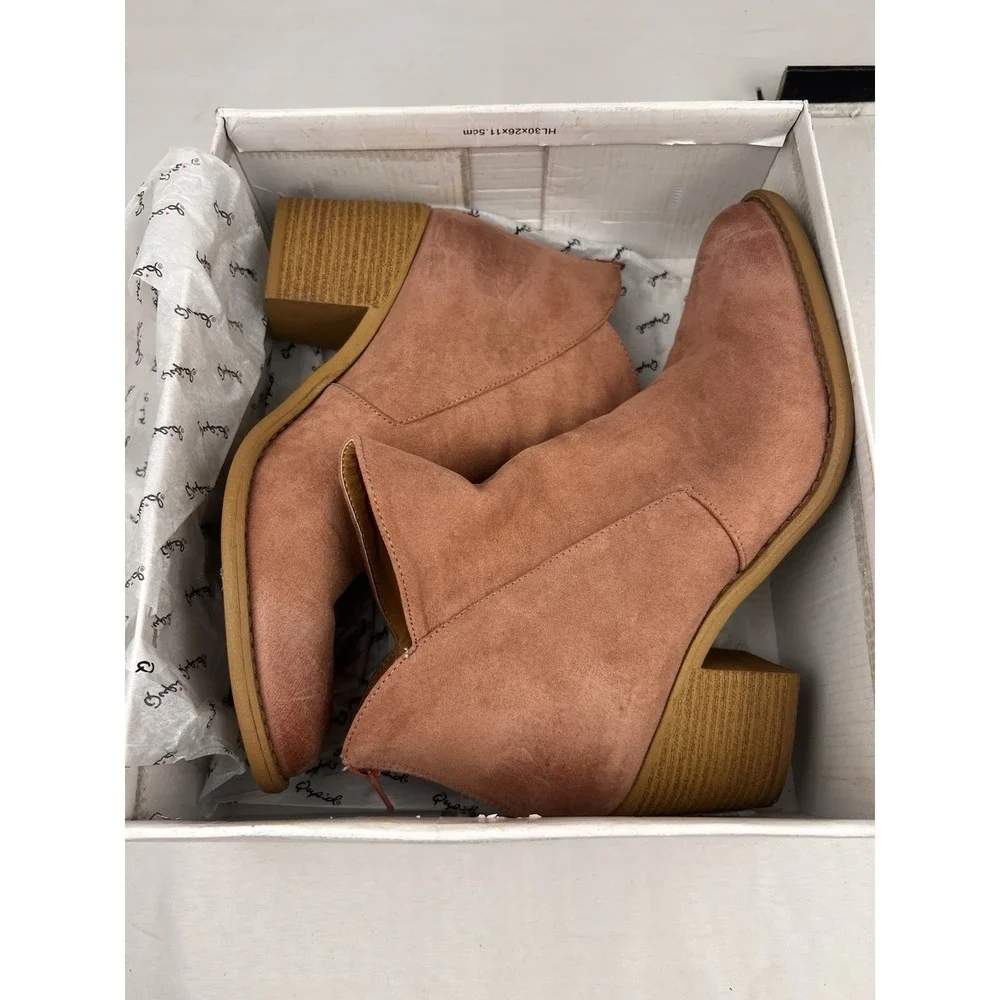 Qupid Tobin-13 Ankle Booties Block Heel Mauve Pink Suede Back Zip Size 10M
